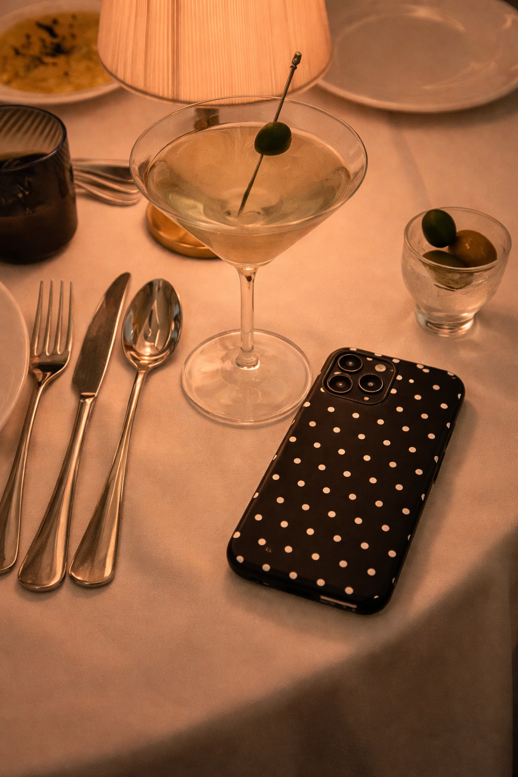 Black polka dot case
